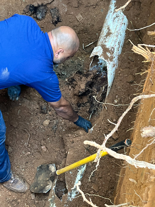 Aaron Plumbing performs a sewer line repair in Roswell, GA