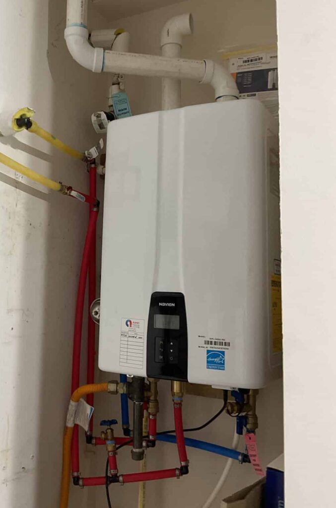 Aaron Plumbing reviews of tankless water heater installs are always 5 stars
