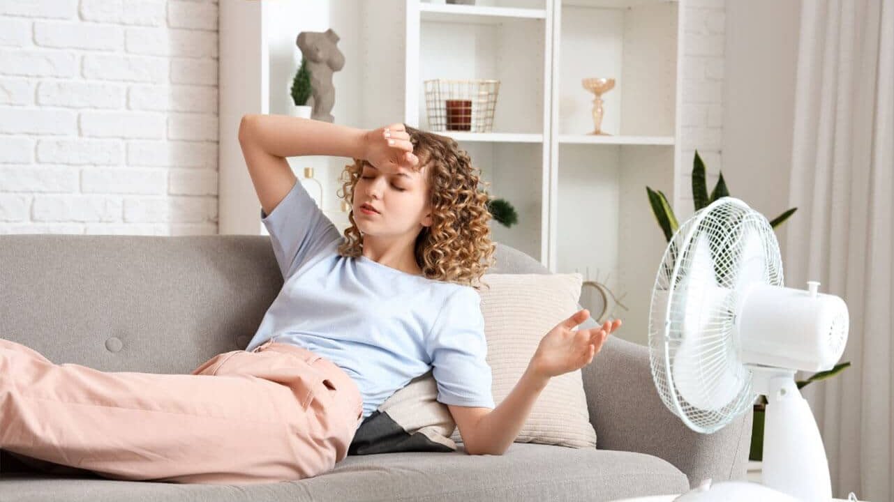 Struggling with air conditioner not cooling in a hot room