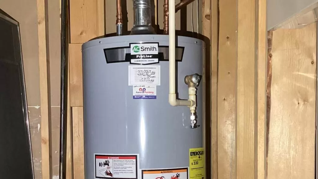 new water heater installed by Aaron Plumbing